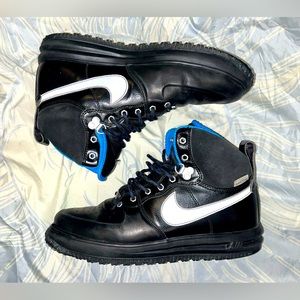 Nike lunar force one duck boots almost new condition